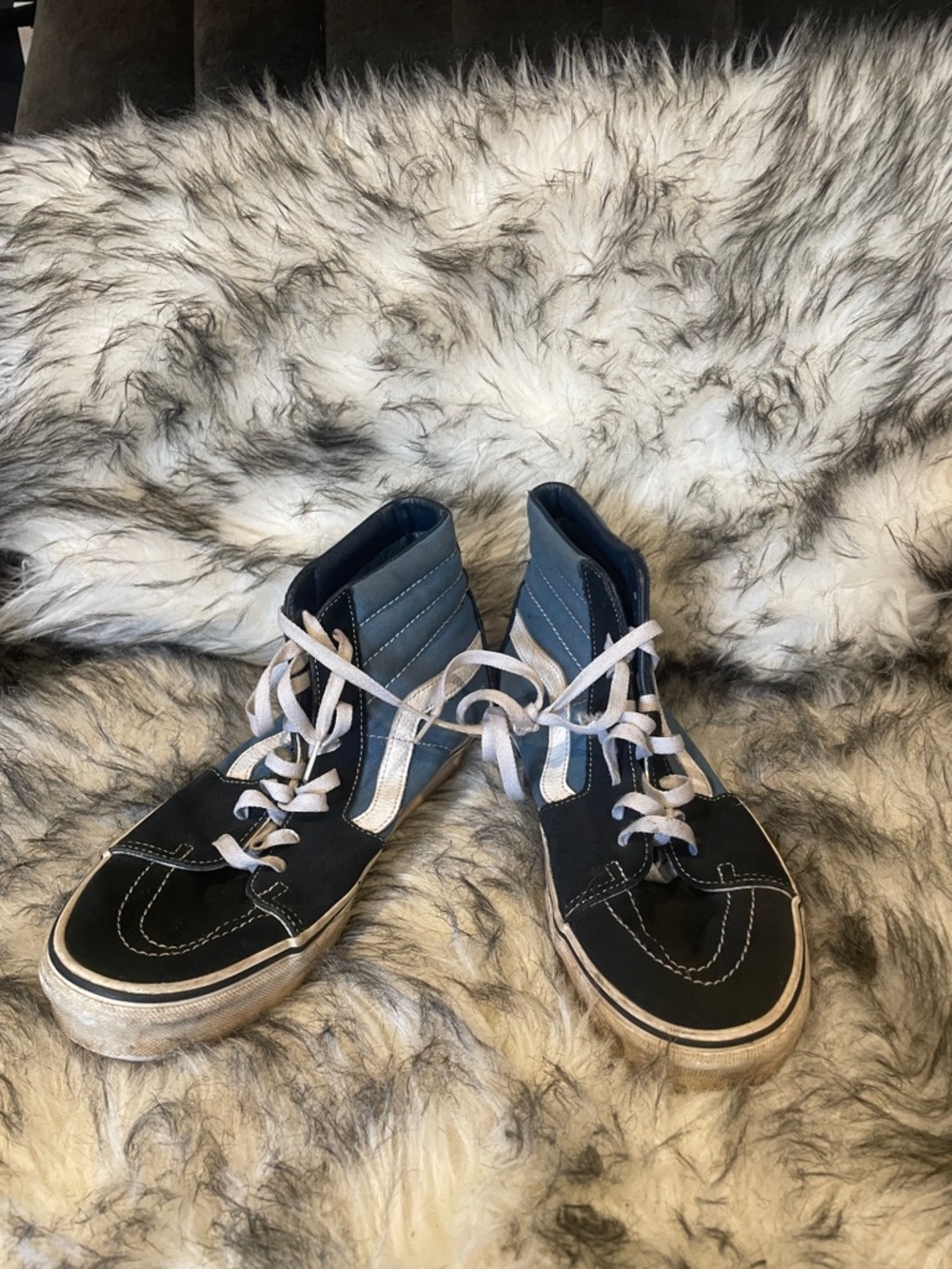 Vans Sk8-Hi High-Top Skate Shoes in Black and Navy Sz 11 BS2